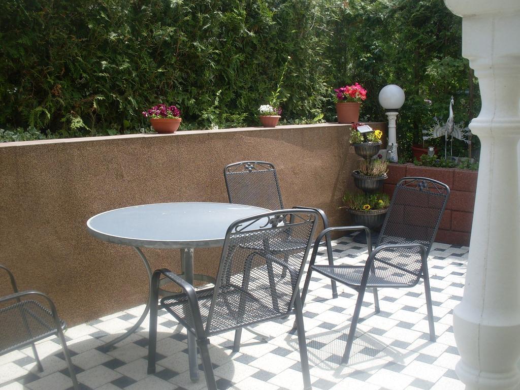 Ferienapartment Lidia Kastellaun Δωμάτιο φωτογραφία